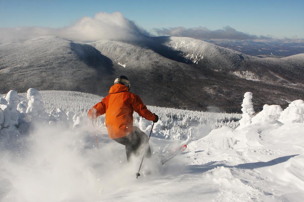 Carrabassett Valley Sugarloaf Mountain Hotel מראה חיצוני תמונה