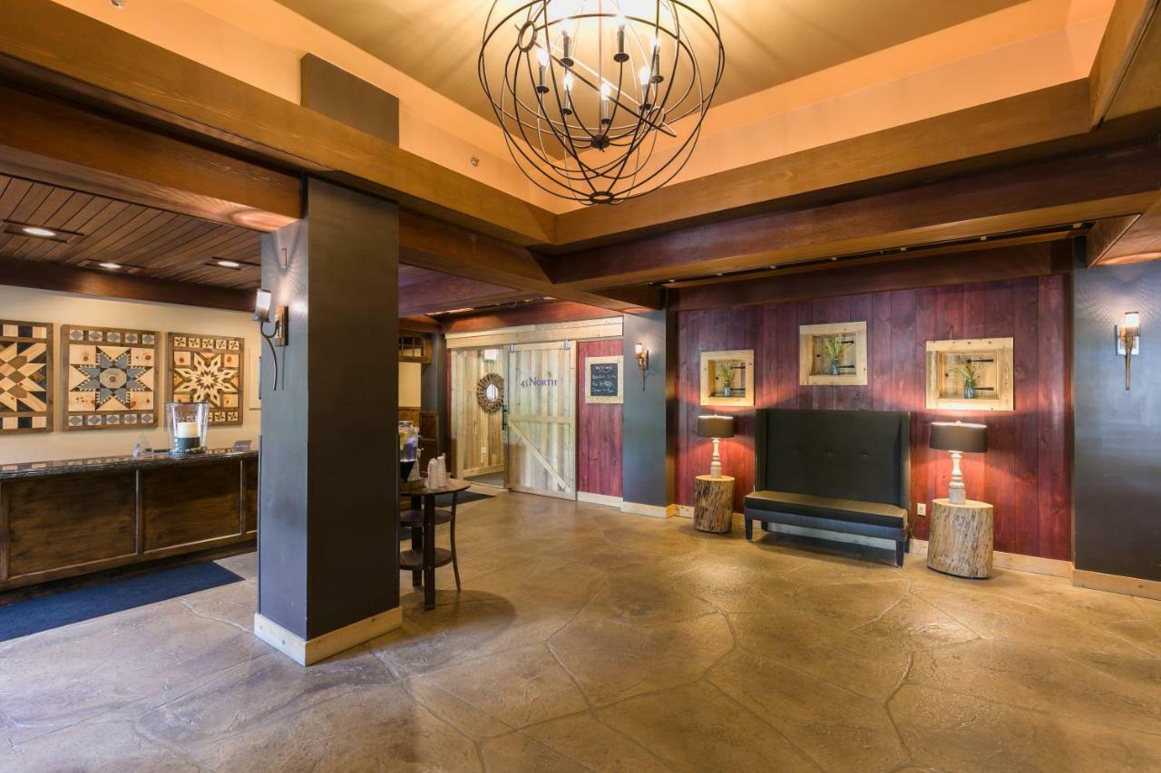 Carrabassett Valley Sugarloaf Mountain Hotel מראה חיצוני תמונה