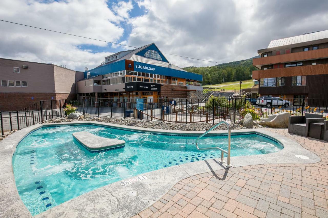 Carrabassett Valley Sugarloaf Mountain Hotel מראה חיצוני תמונה
